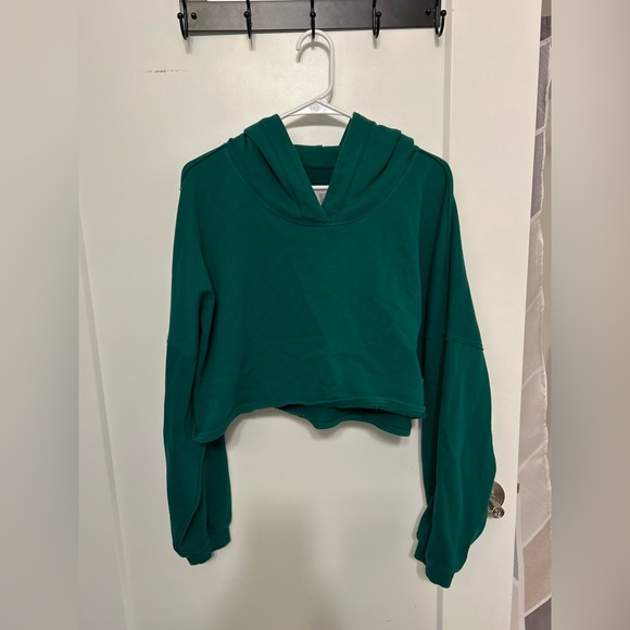 Savage X Fenty Tops - Savage x Fenty Green Cropped Sweatshirt